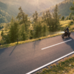 Confira os cuidados necessários para pilotar moto na rodovia e ter uma viagem mais segura