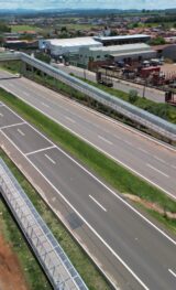 Renovias promove obras de recuperação de pavimento na Rodovia SP-342