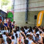 Teatro que ensina cidadania e segurança no trânsito para crianças já alcançou mais de 6 mil pessoas
